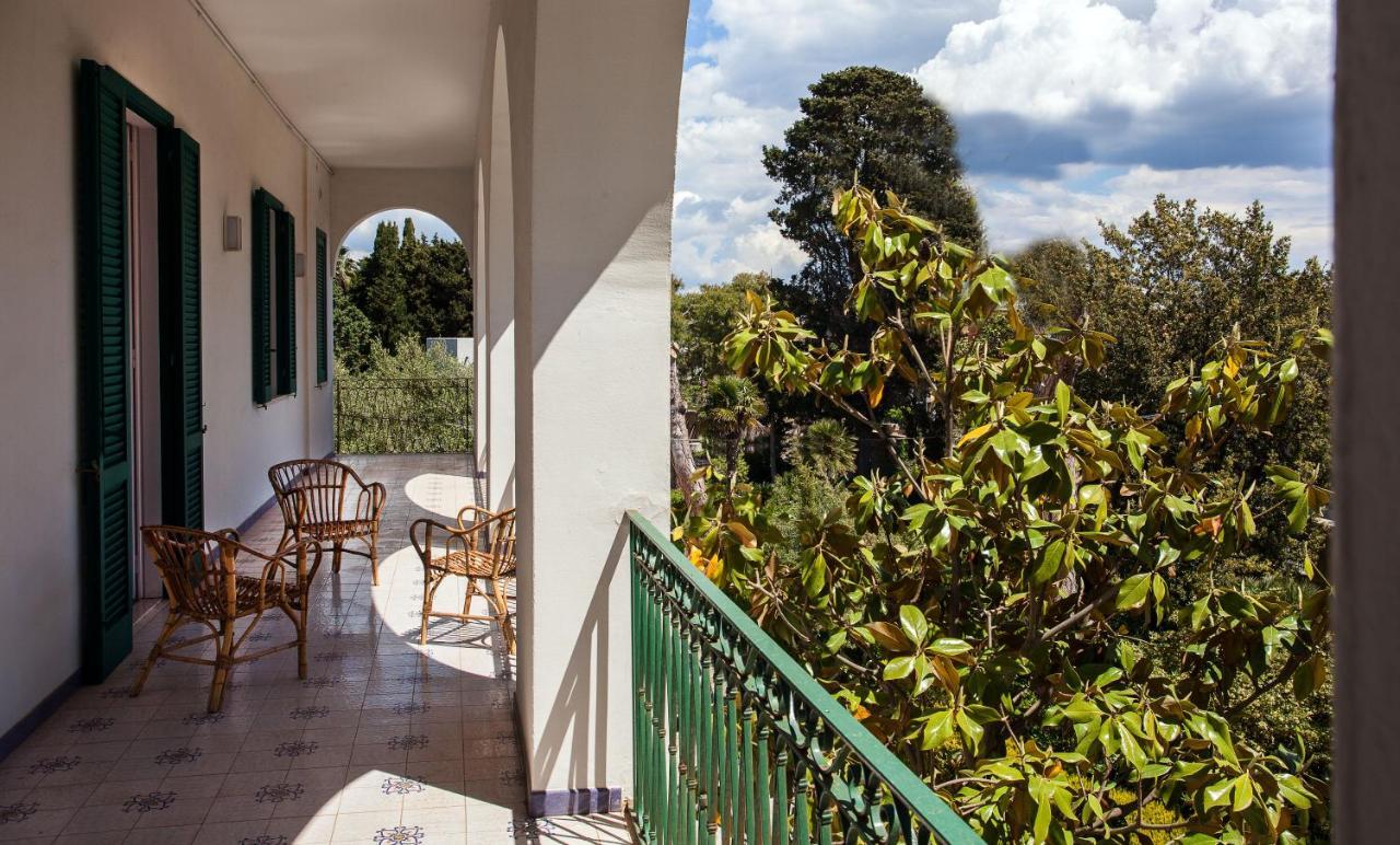 Villa Marta Taranto Exteriör bild